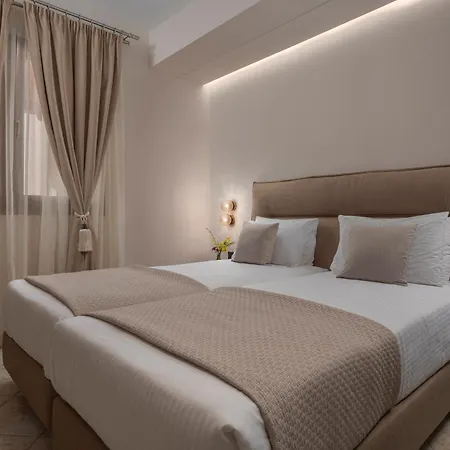 Alia Palace - Adults Only 16+