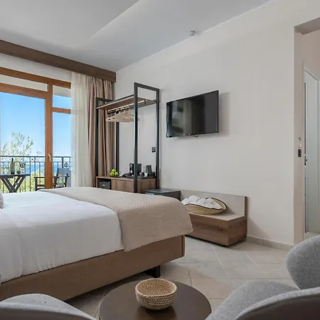 Alia Palace - Adults Only 16+ ホテル 5*