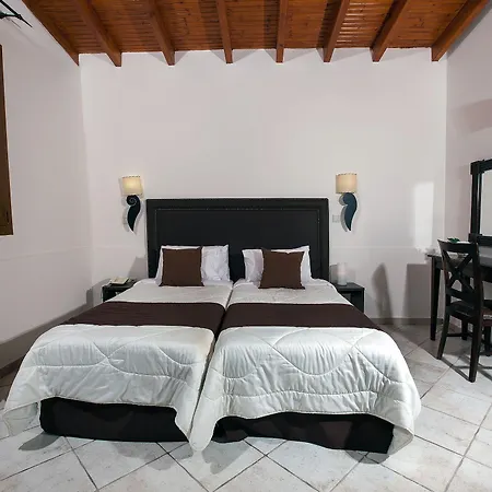 Alia Palace - Adults Only 16+ מלון 5*