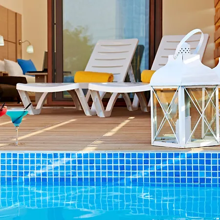 Alia Palace - Adults Only 16+ כלקידיקי