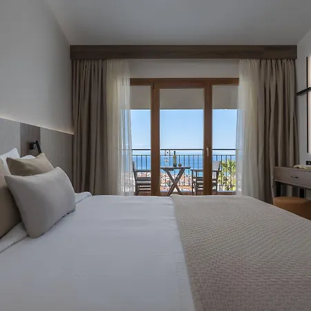 Alia Palace - Adults Only 16+ 5*