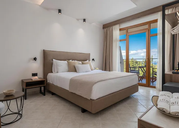 Alia Palace - Adults Only 16+