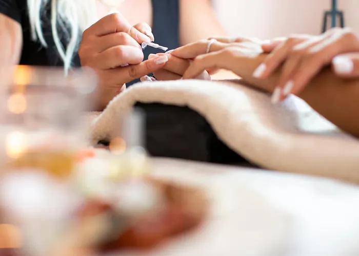 Alia Palace - Adults Only 16+