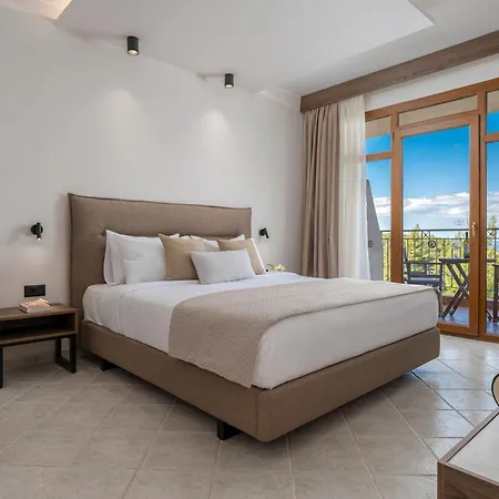Alia Palace - Adults Only 16+