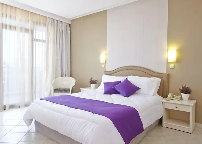 Alia Palace - Adults Only 16+ Hotel